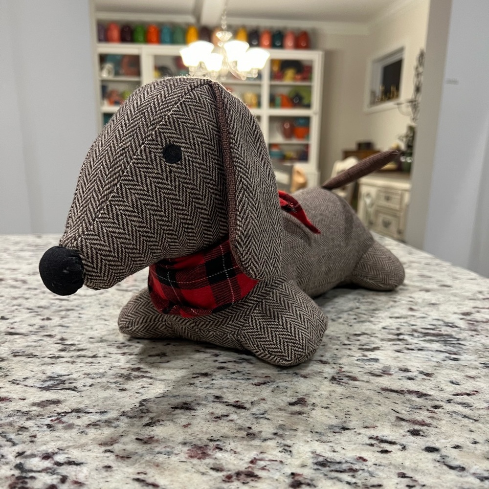 Decorative dachshund plush-weighted
